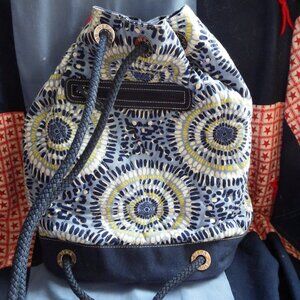 Vera Bradley Oversized Bag Backpack Tote or Bucket Bag Discontinued Pattern